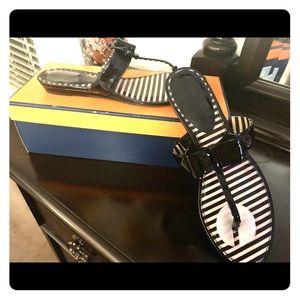 Arturo Chiang -NEW-NEVER WORN